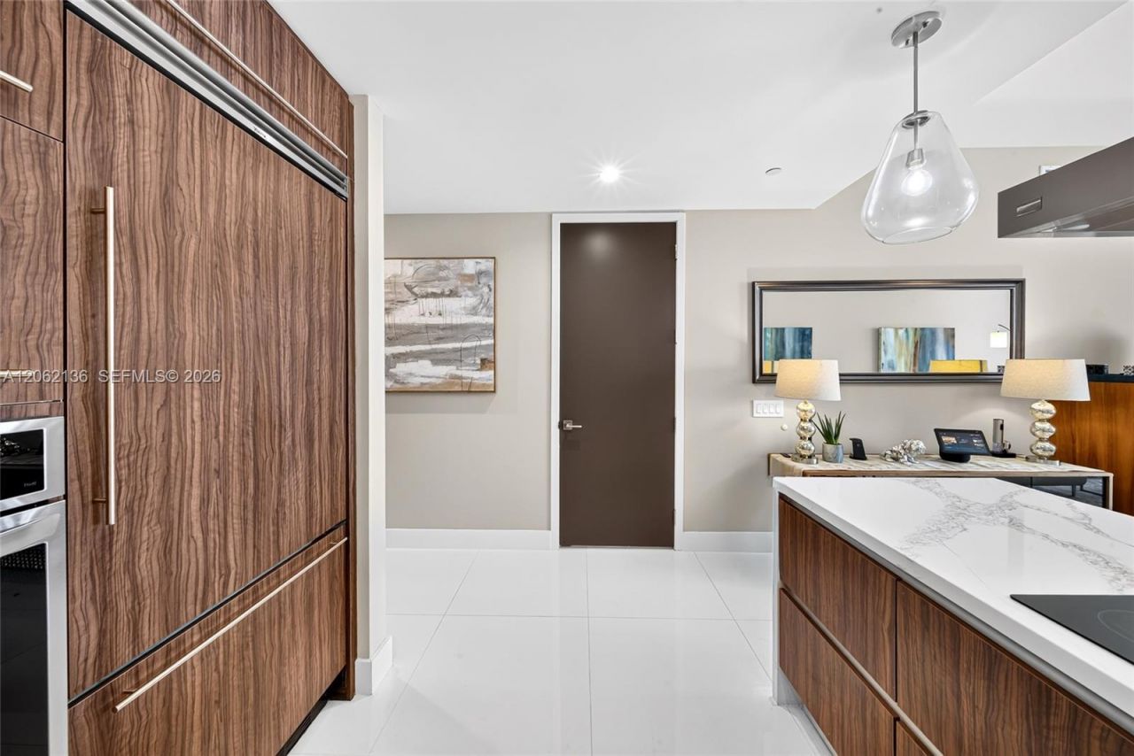 1100 Biscayne Blvd , Unit 5502, Miami, FL 33132 Photo