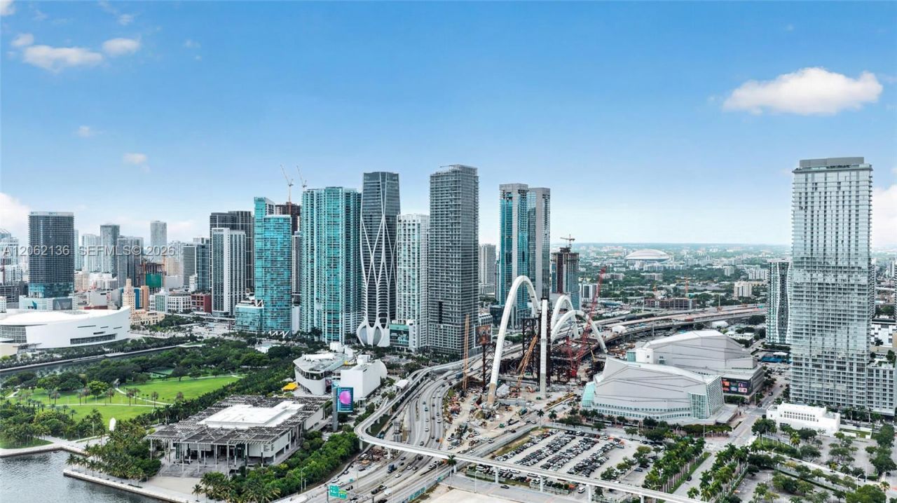 1100 Biscayne Blvd , Unit 5502, Miami, FL 33132 Photo