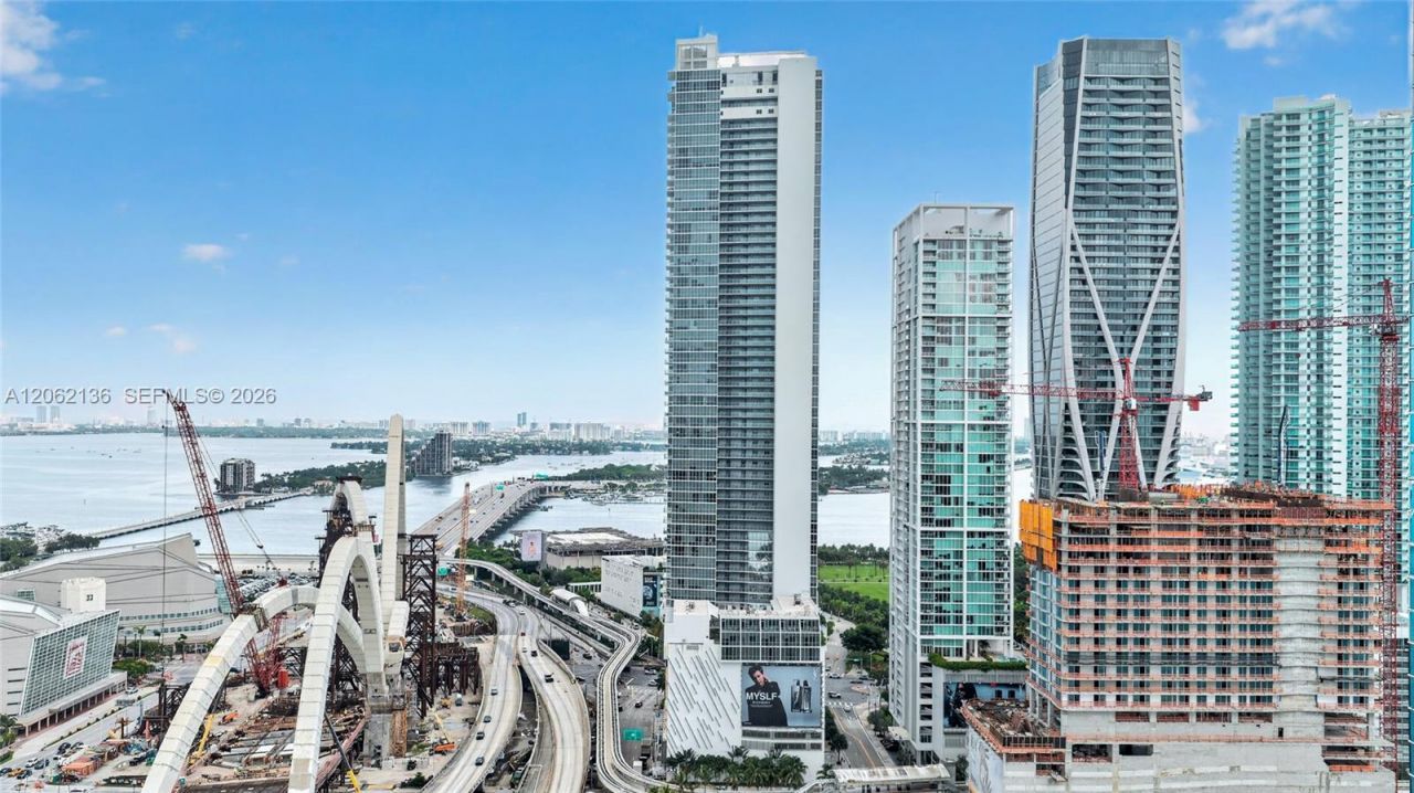 1100 Biscayne Blvd , Unit 5502, Miami, FL 33132 Photo