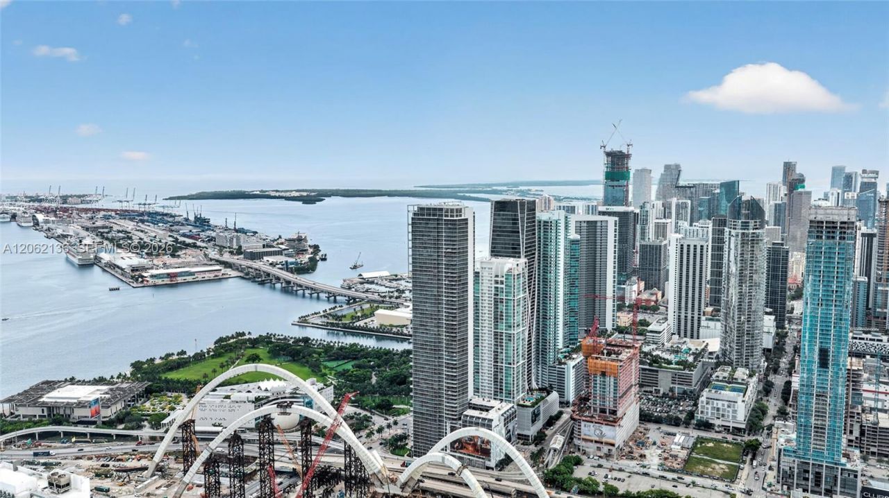 1100 Biscayne Blvd , Unit 5502, Miami, FL 33132 Photo