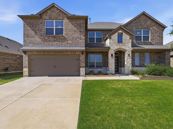 10421 Table Bluff Street, Aubrey, TX 76227