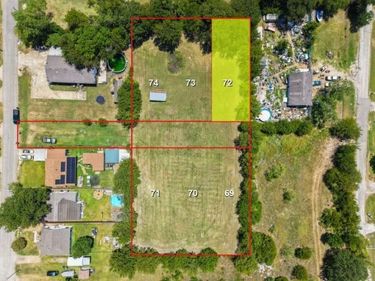 72 Sarah Lane , Dallas, TX 75253