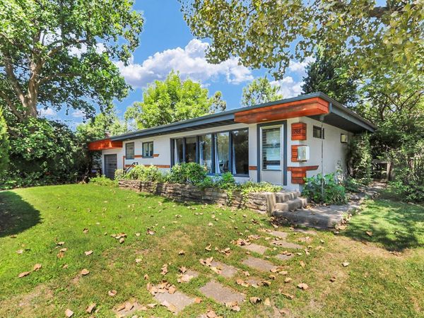 1708 W Green Street , Champaign, IL 61821