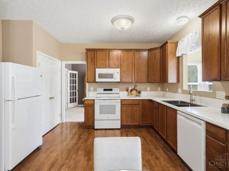 6192 Silver Wood Drive, Hamilton Twp, OH 45152 Photo 17