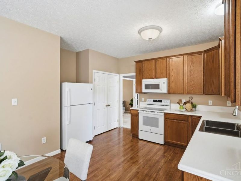 6192 Silver Wood Drive, Hamilton Twp, OH 45152 Photo 19
