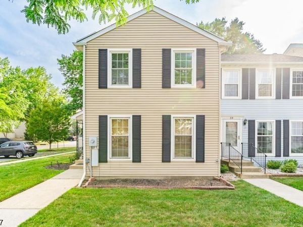 36 Byrnes Ln E, Sayreville, NJ 08872