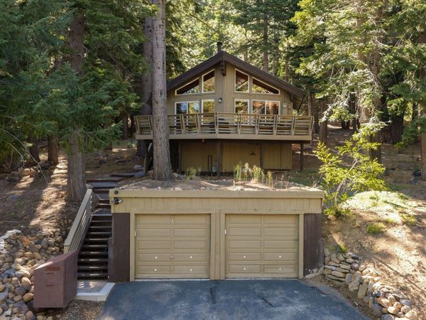 12500 Lausanne Way, Truckee, CA 96161