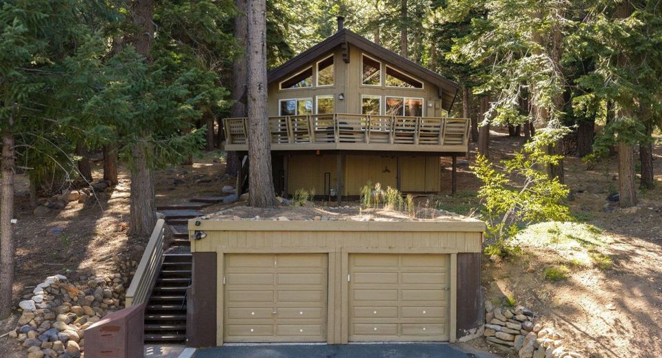 12500 Lausanne Way, Truckee, CA 96161 Photo