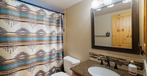 12500 Lausanne Way, Truckee, CA 96161 Photo