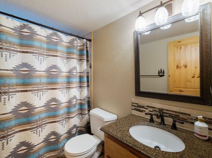 12500 Lausanne Way, Truckee, CA 96161 Photo