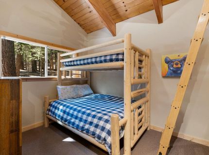 12500 Lausanne Way, Truckee, CA 96161 Photo