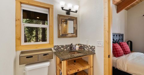 12500 Lausanne Way, Truckee, CA 96161 Photo
