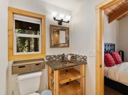 12500 Lausanne Way, Truckee, CA 96161 Photo