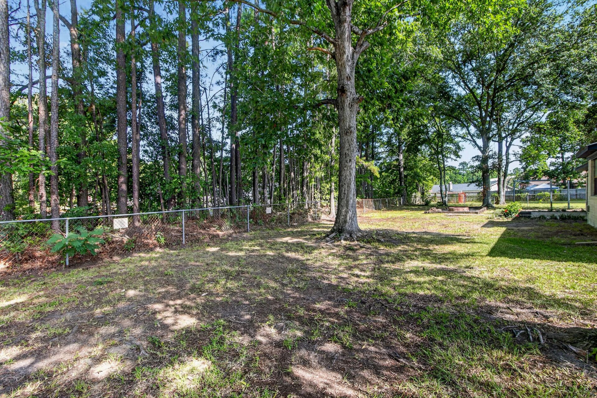 410 Fox Hunt Road Photo 11