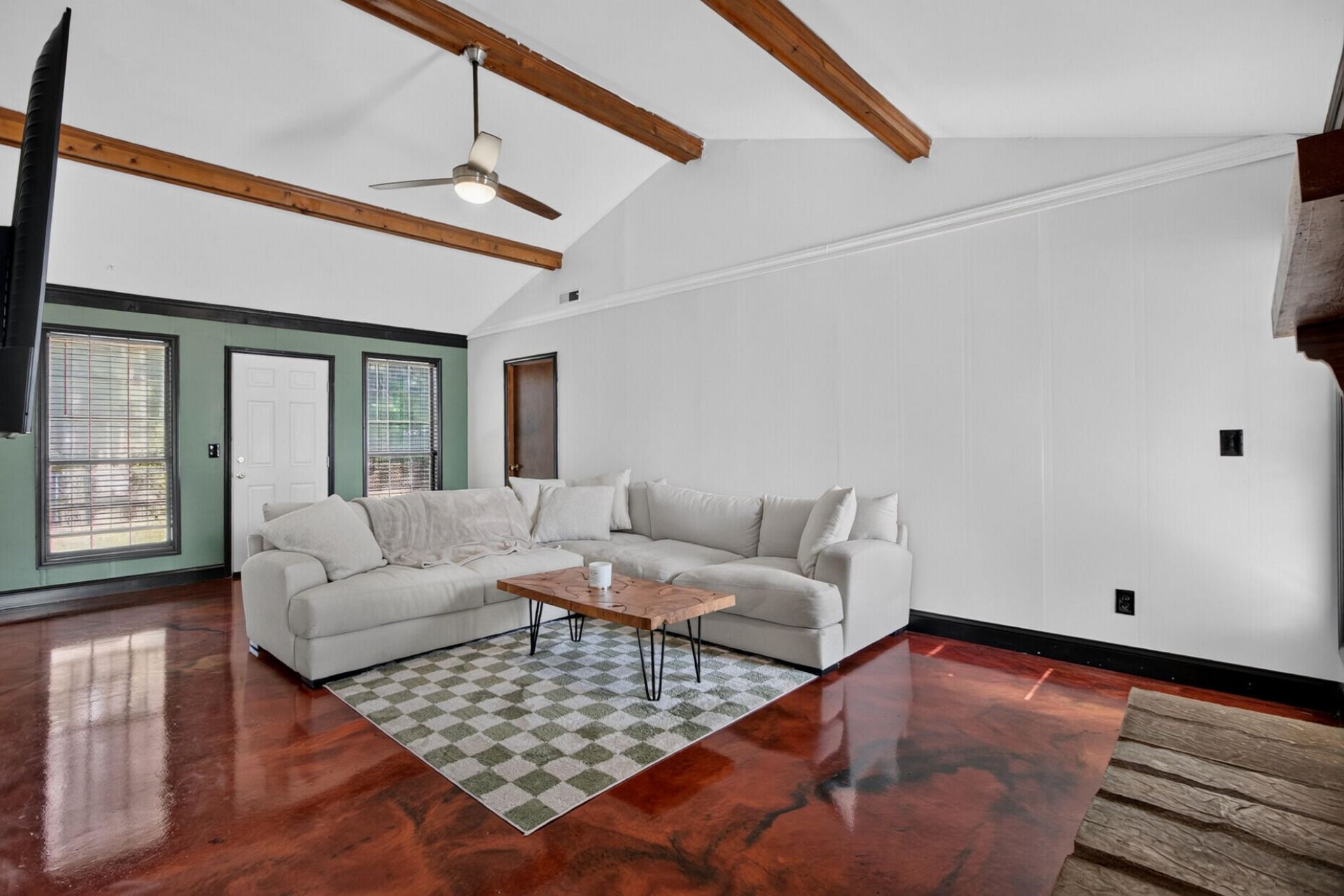 410 Fox Hunt Road Photo 14