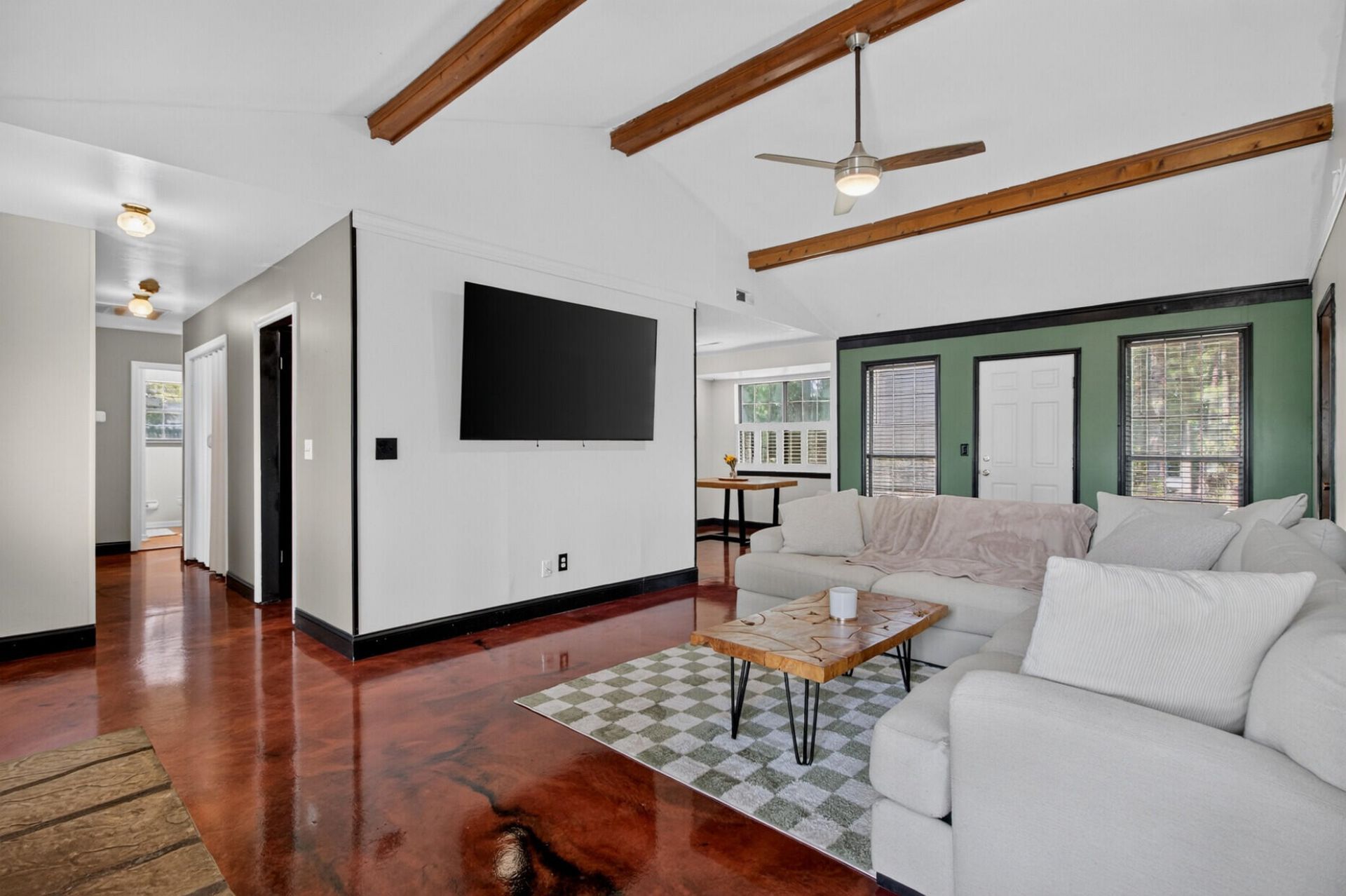 410 Fox Hunt Road Photo 15