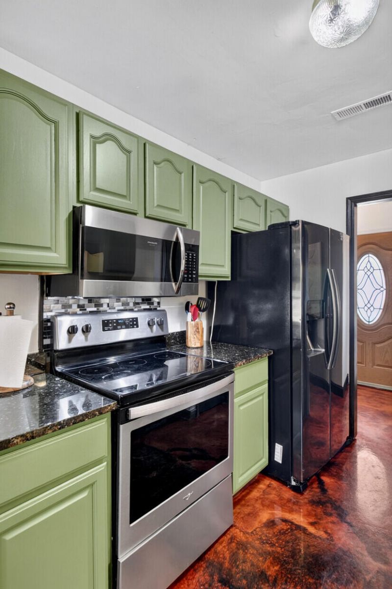 410 Fox Hunt Road Photo 24
