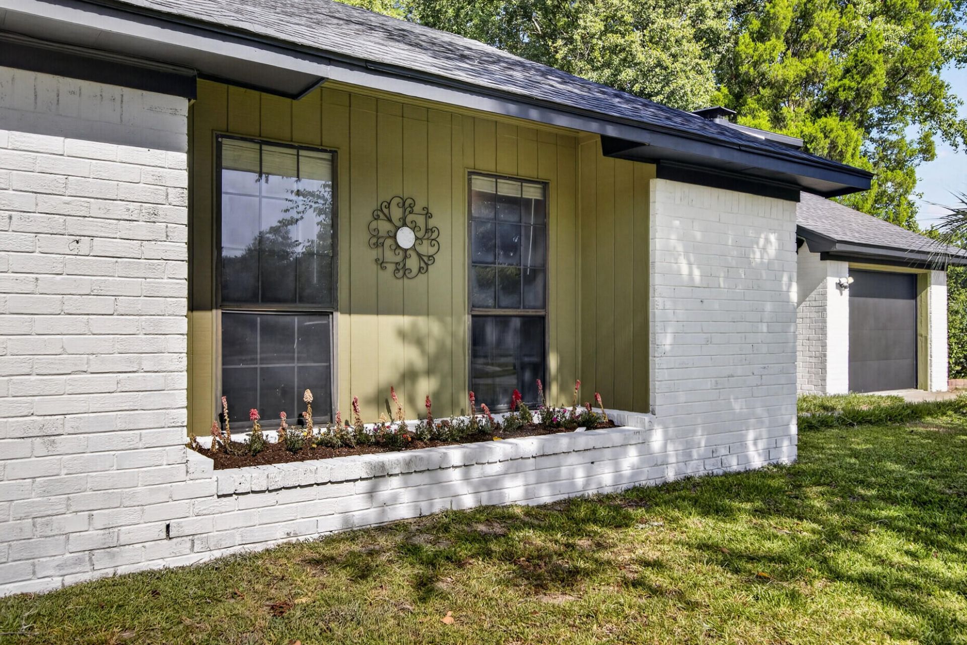 410 Fox Hunt Road Photo 5