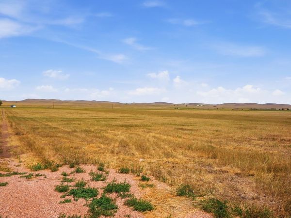 13930 Downen Road, Fairburn, SD 57738
