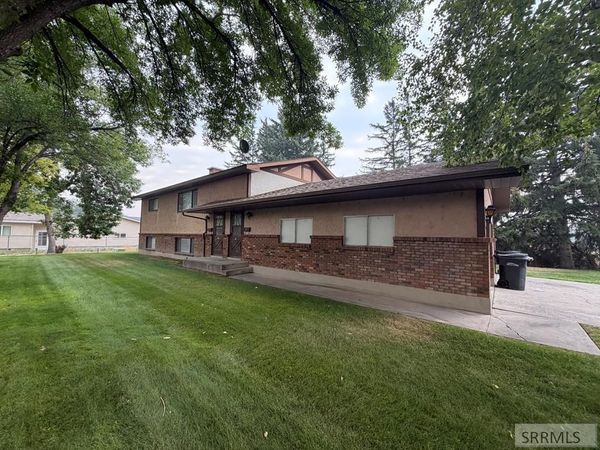 801-803 S Skyline Drive, IDAHO FALLS, ID 83402