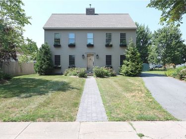 211 W Washington Street, Sackets Harbor, NY 13685