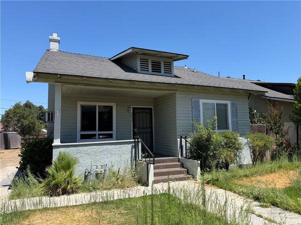 2837 E Grant, Fresno, CA 93701