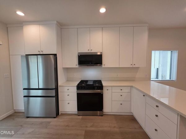 6746 Ben Avenue, North Hollywood, CA 91605