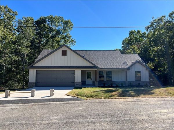 117 Salen Lane, Bella Vista, AR 72715