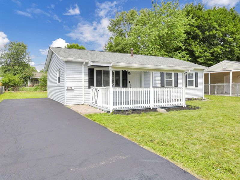 3871 Glenfield Road , Columbus, OH 43232 Photo 4