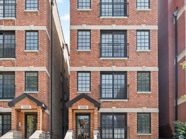 3723 N Wilton Avenue, Unit 3, Chicago, IL 60613