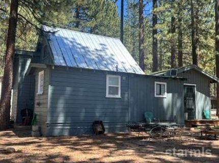 1126 Bowers Avenue, South Lake Tahoe, CA 96150 Photo