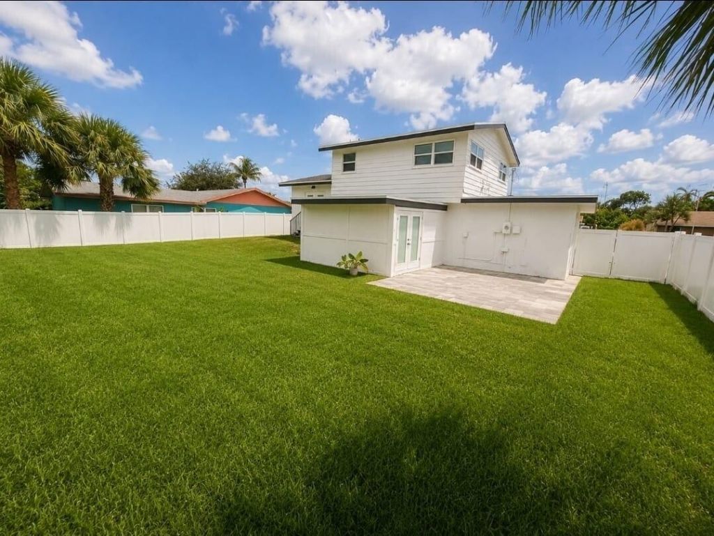 214 SW 4th Street, Boca Raton, FL 33432 Photo
