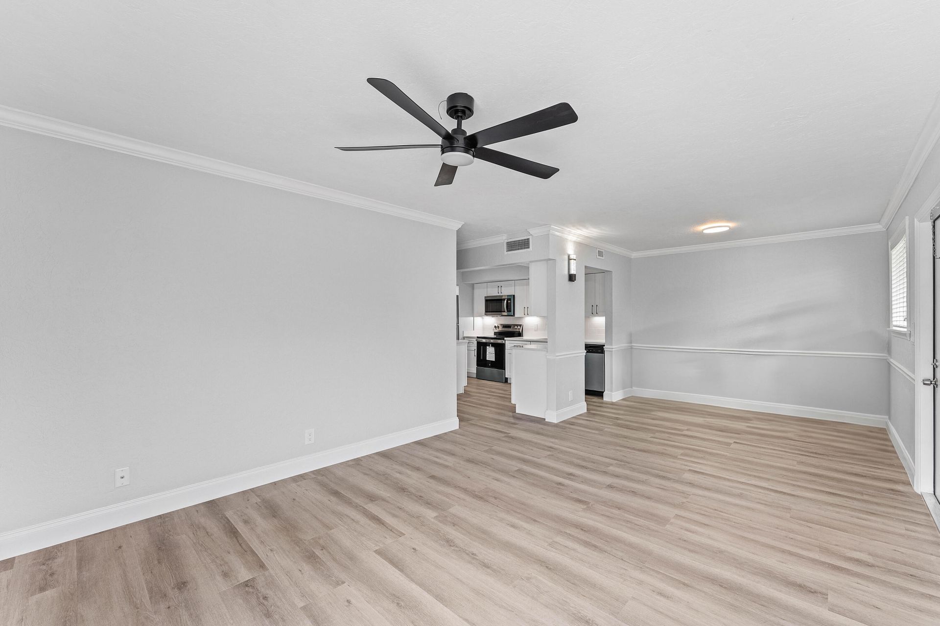 1866 Fairview Villas Drive, Unit 3, Palm Springs, FL 33406 Photo