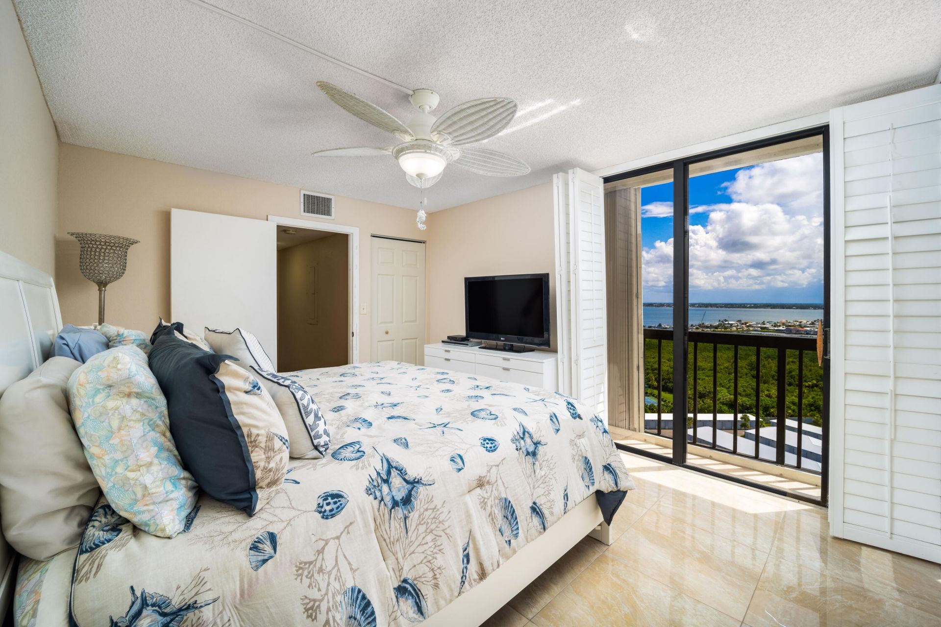 9500 S Ocean Drive, Unit 1910, Jensen Beach, FL 34957 Photo