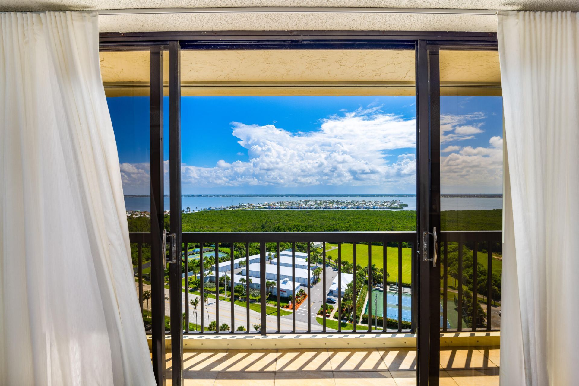 9500 S Ocean Drive, Unit 1910, Jensen Beach, FL 34957 Photo