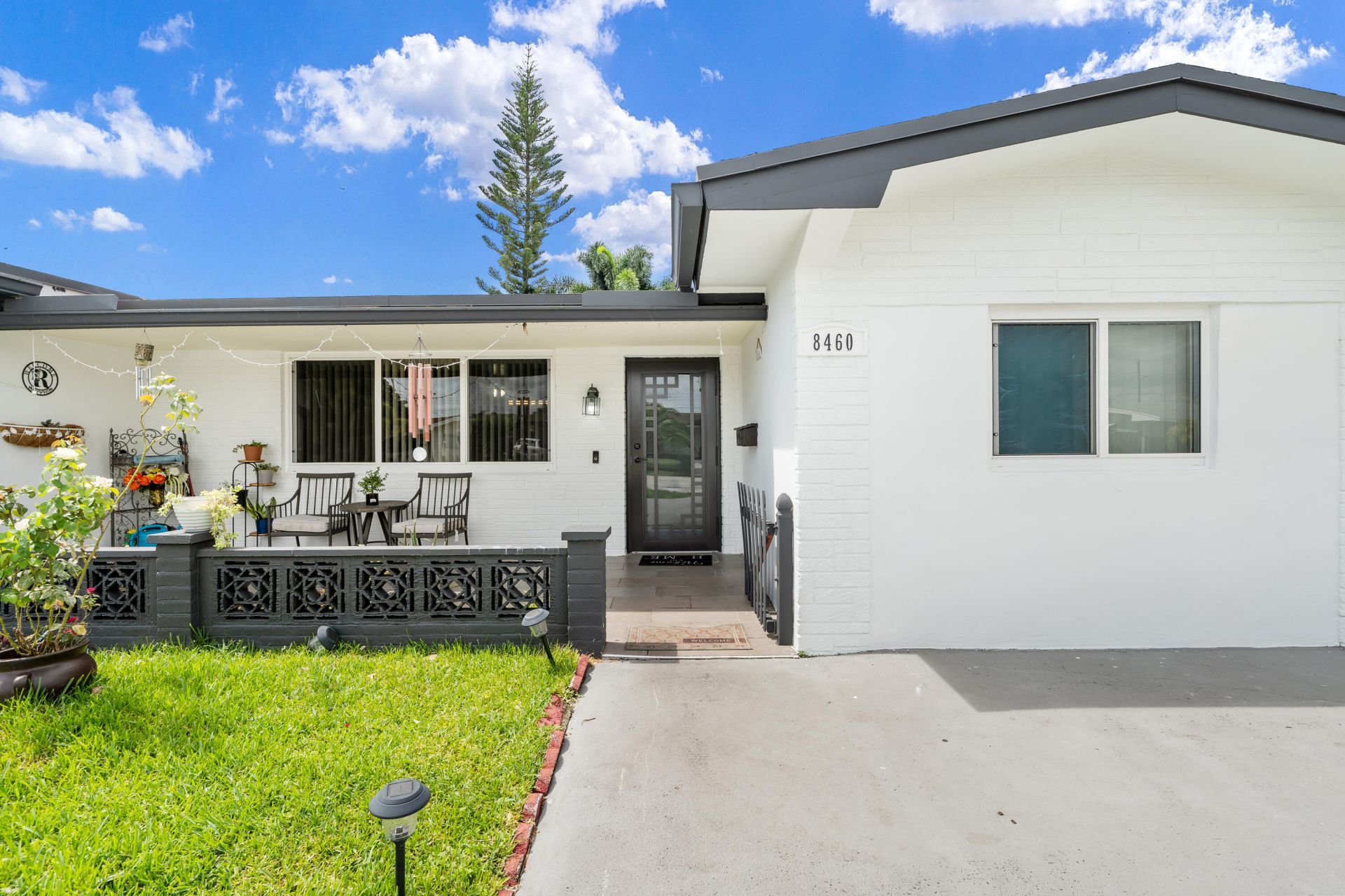 8460 NW 15th Street, Pembroke Pines, FL 33024 Photo