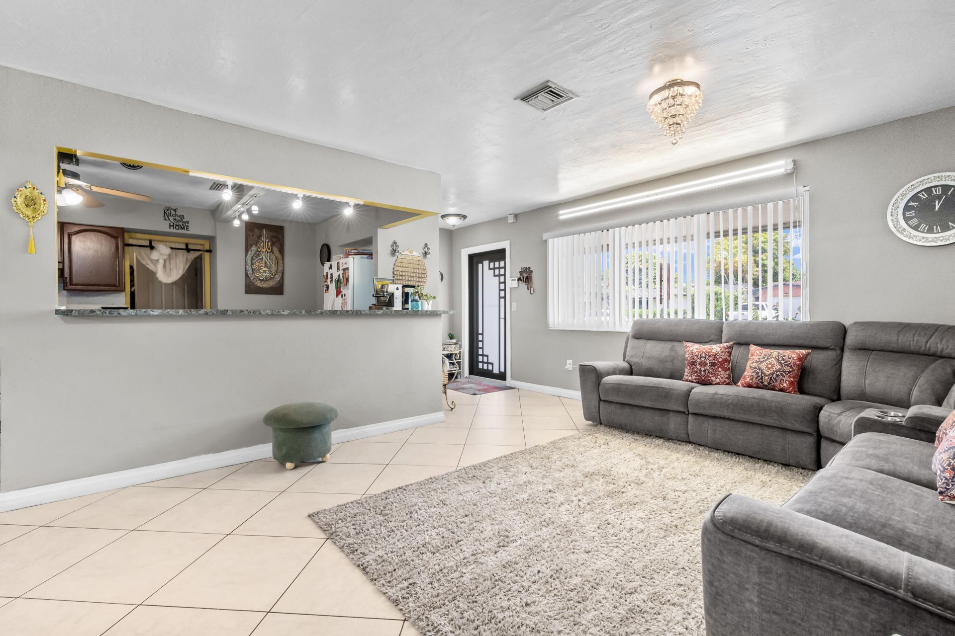 8460 NW 15th Street, Pembroke Pines, FL 33024 Photo