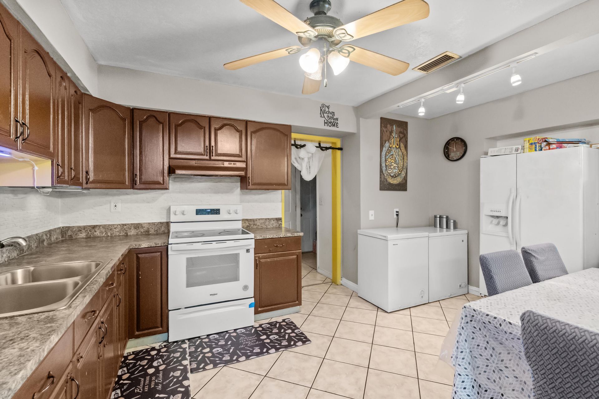 8460 NW 15th Street, Pembroke Pines, FL 33024 Photo