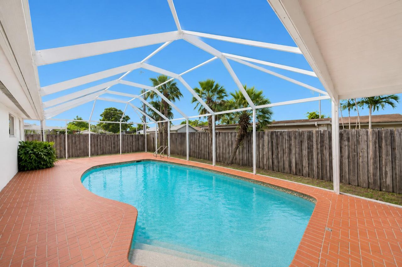 8721 SW 200th Terrace, Cutler Bay, FL 33189 Photo