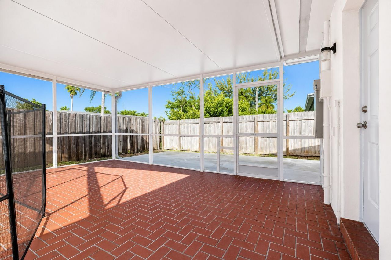 8721 SW 200th Terrace, Cutler Bay, FL 33189 Photo