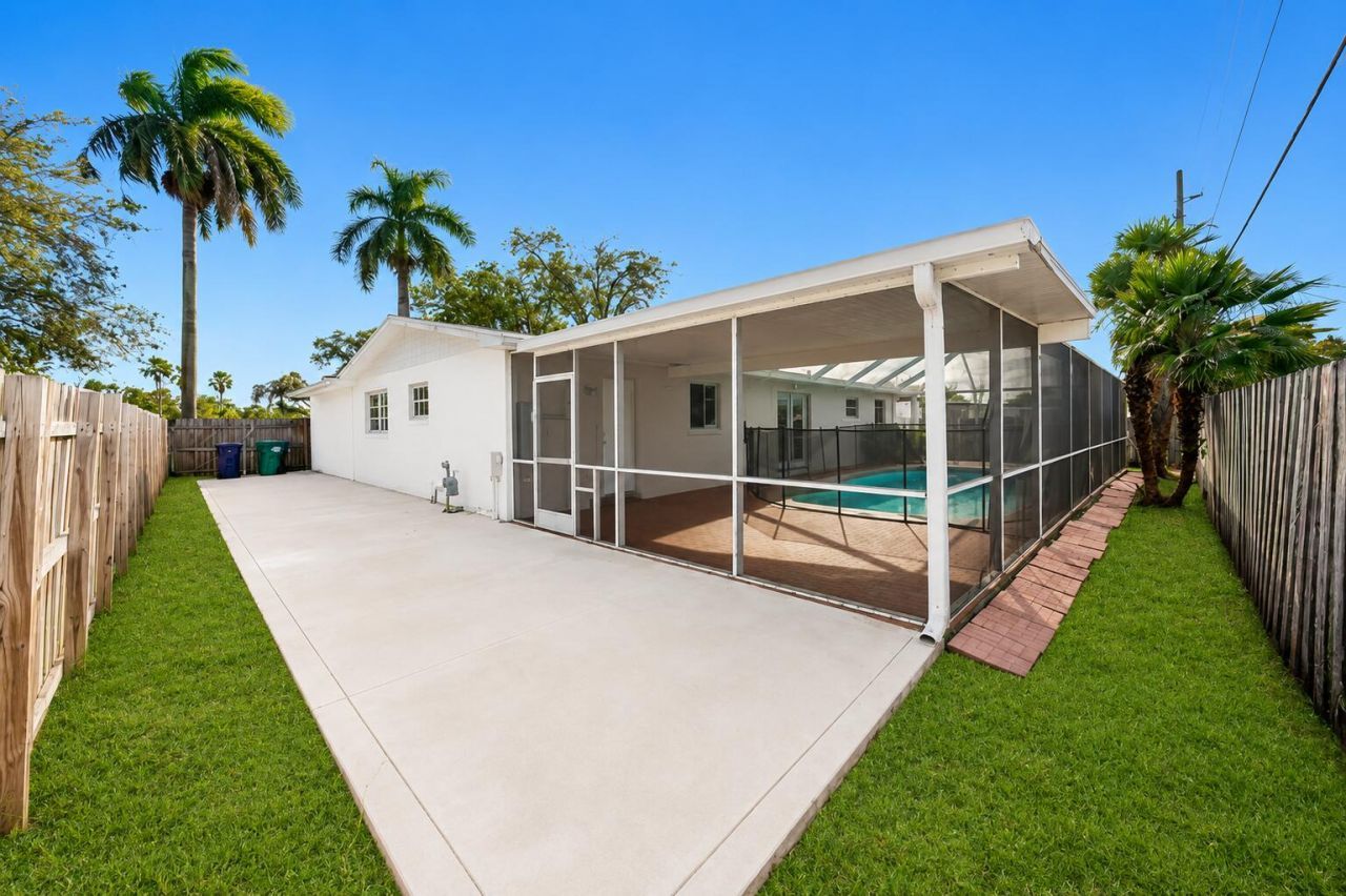 8721 SW 200th Terrace, Cutler Bay, FL 33189 Photo