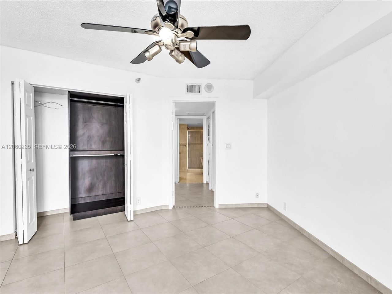 3530 Mystic Pointe Dr , Unit 1004, Aventura, FL 33180 Photo