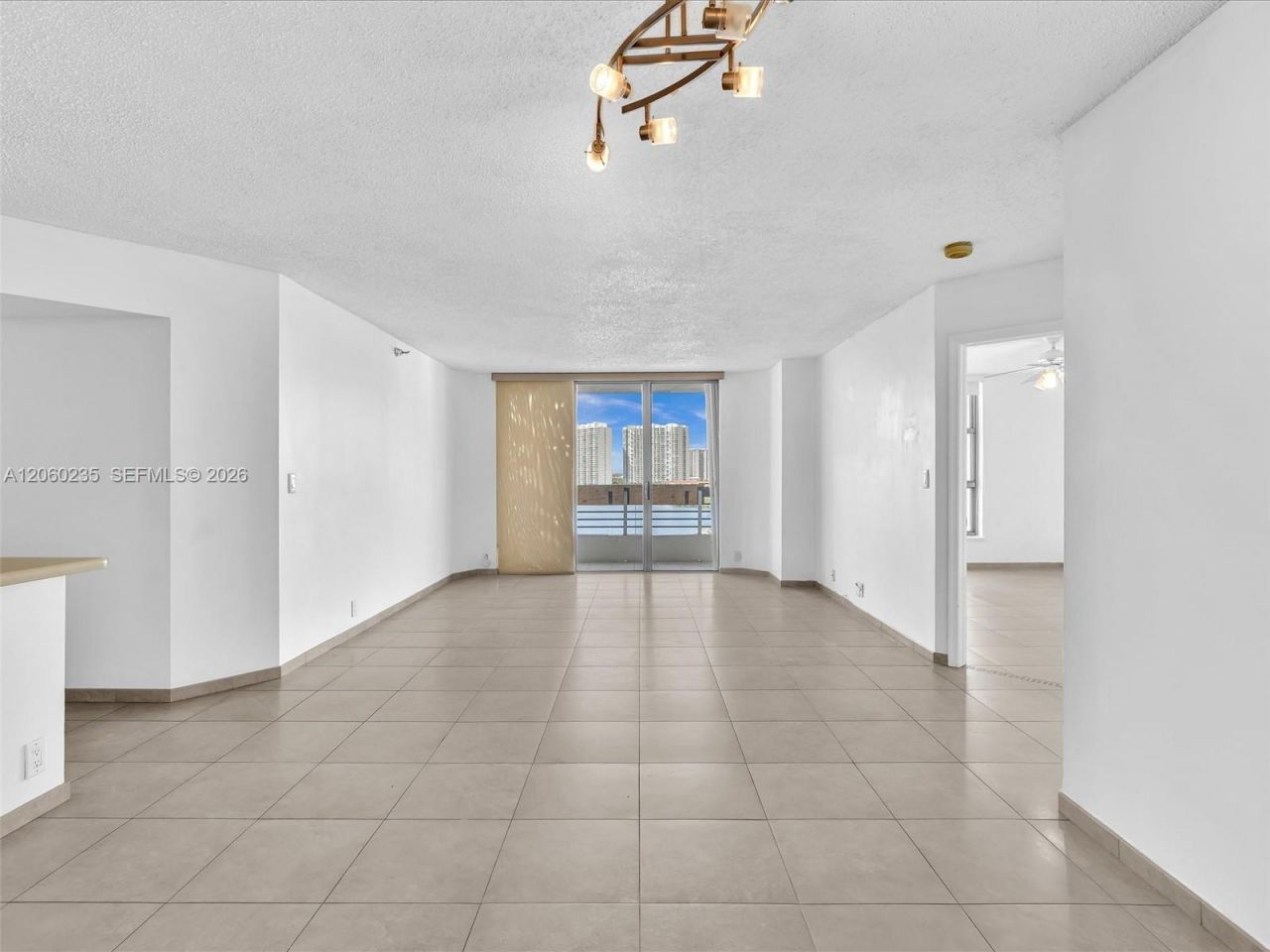 3530 Mystic Pointe Dr , Unit 1004, Aventura, FL 33180 Photo
