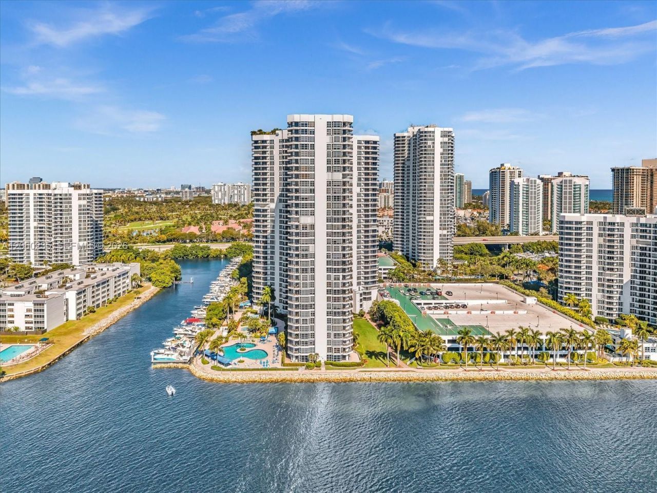 3530 Mystic Pointe Dr , Unit 1004, Aventura, FL 33180 Photo