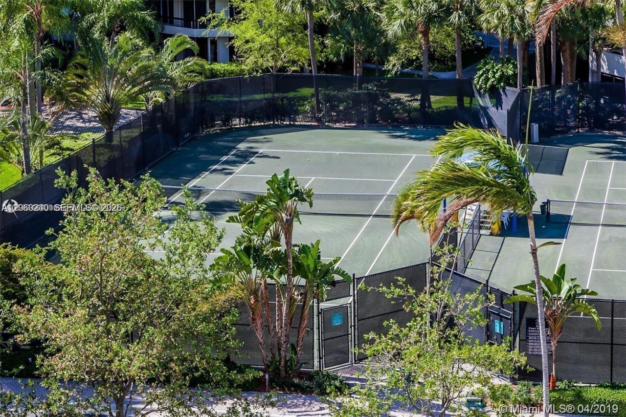 3530 Mystic Pointe Dr, Unit 1004, Aventura, FL 33180 Photo