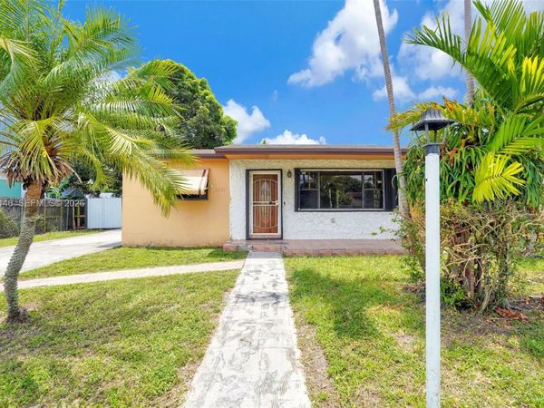 11230 SW 188th St, Miami, FL 33157