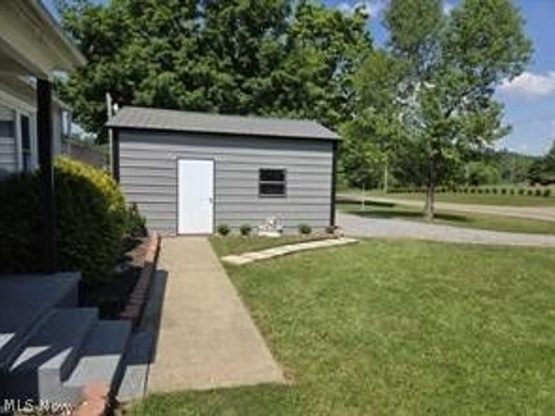 15090 Louisville Street NE, Minerva, OH 44657 Photo 3