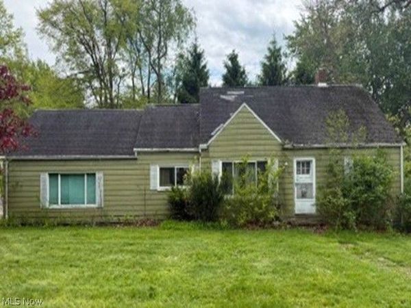 92 W Ingleside Drive , Akron, OH 44319