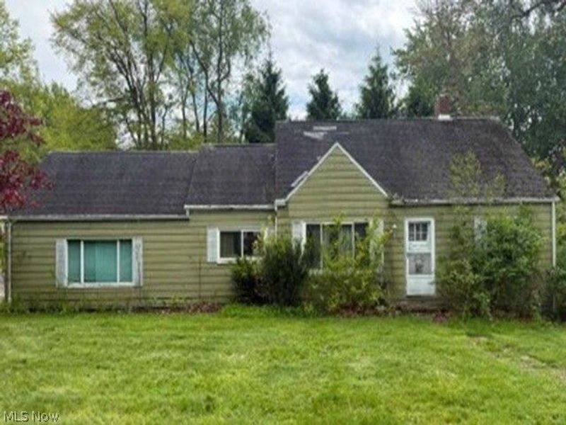 92 W Ingleside Drive , Akron, OH 44319 Photo 1