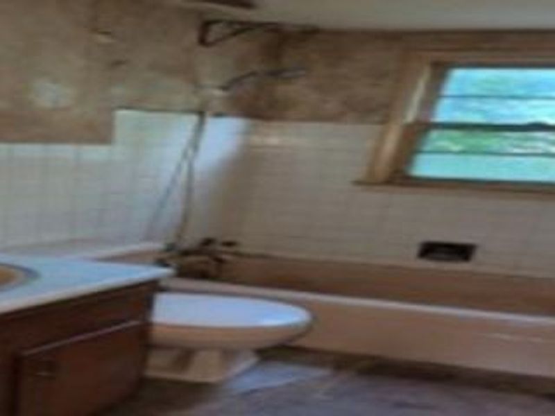 92 W Ingleside Drive , Akron, OH 44319 Photo 9